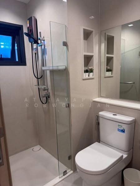 Life Sathorn Sierra, Bangkok, Ratchaphruek Rd, Talat Plu, Thon Buri, Bangkok, 2 Bedrooms, 58 sqm, Condo For Rent, by Atitayaporn Robwongjan, 500567242 - DDproperty.com