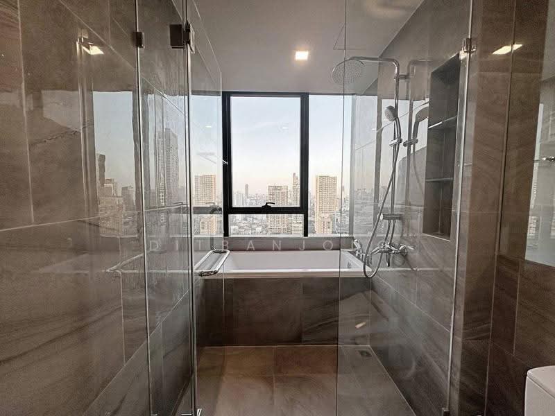 IDEO Q Sukhumvit 36, Bangkok, Soi Sukhumvit 36, Khong Tan, Khlong Toei, Bangkok, 2 Bedrooms, 66 sqm, Condo For Rent, by Pasupit Ditbanjong, 500567317 - DDproperty.com
