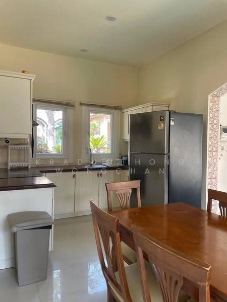 Silk Road Place, Chon Buri (Pattaya), Chaiyapruek 2 Road, Bang Lamung, Bang Lamung (Pattaya), Chon Buri (Pattaya), 3 Bedrooms, 150 sqm, Single Detached House For Rent, by Kradumthong Wongchan, 500567320 - DDproperty.com