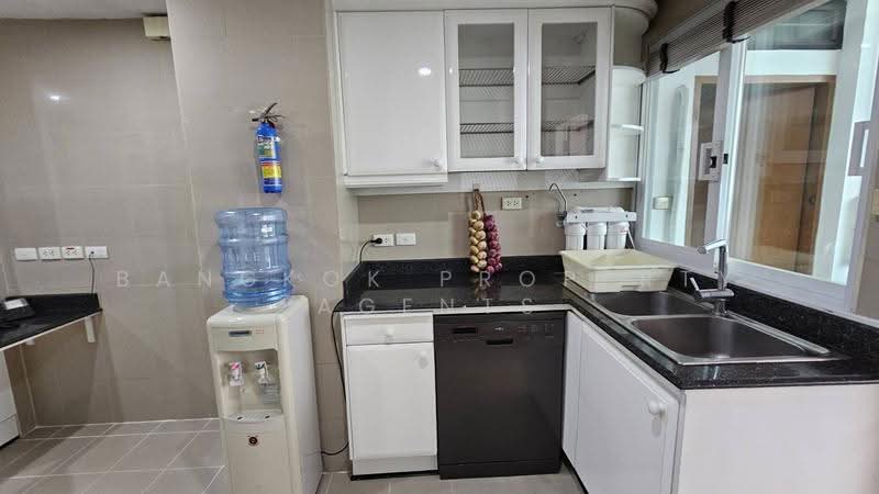 GM Tower, Bangkok, 39 Soi Sukhumvit 20, Khlong Toei, Khlong Toei, Bangkok, 4 Bedrooms, 450 sqm, Condo For Rent, by BANGKOK PROPERTY AGENTS, 500567324 - DDproperty.com