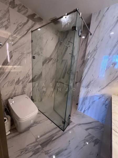 Noble Ploenchit, Bangkok, 1035 Ploenchit Road, Lumphini, Pathum Wan, Bangkok, 1 Bedroom, 60 sqm, Condo For Rent, by Pasupit Ditbanjong, 500567373 - DDproperty.com