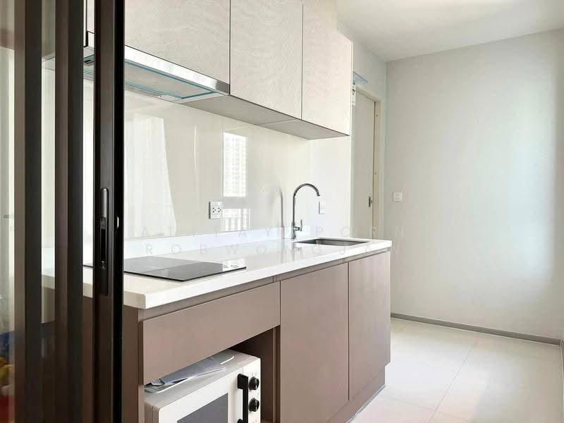 Life Sathorn Sierra, Bangkok, Ratchaphruek Rd, Talat Plu, Thon Buri, Bangkok, 2 Bedrooms, 58 sqm, Condo For Rent, by Atitayaporn Robwongjan, 500567397 - DDproperty.com