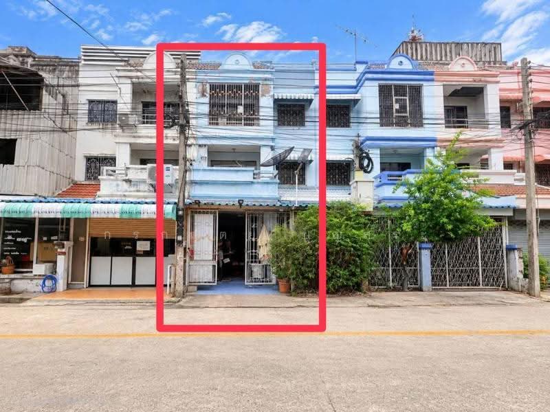 เปี่ยมสุข การ์เด้นวิลล์ (Pieamsuk Garden Ville), ปทุมธานี, บางเดื่อ, เมืองปทุมธานี, ปทุมธานี, 180 ตร.ม., ทาวน์เฮ้าส์ ขาย, โดย กรกฤตย์ บุญสระ, 500567424 - DDproperty.com