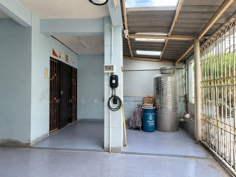 Pieamsuk Garden Ville, Pathum Thani, Bang Dua, Muang Pathum Thani, Pathum Thani, 5 Bedrooms, 180 sqm, Townhouse For Sale, by กรกฤตย์ บุญสระ, 500567424 - DDproperty.com