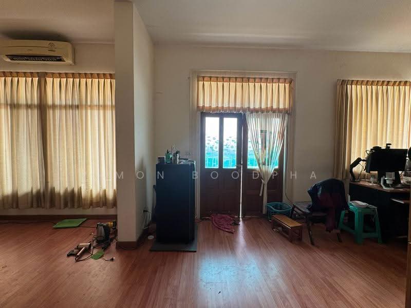บ้านเดี่ยว รัชดาภิเษก42, Bangkok, Chan Kasem, Chatuchak, Bangkok, 4 Bedrooms, 250 sqm, Single Detached House For Sale, by Vimon Boodpha, 500567508 - DDproperty.com