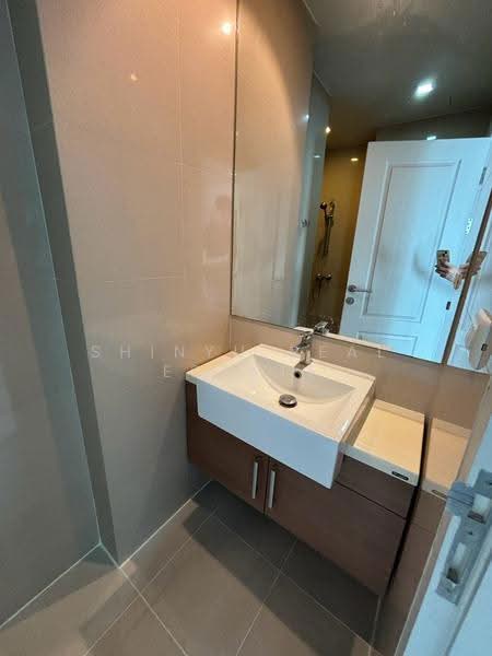 Noble Refine, Bangkok, Soi Sukhumvit 26, Sukhumvit Road, Khong Tan, Khlong Toei, Bangkok, 2 Bedrooms, 75 sqm, Condo For Rent, by Shinyu Real Estate, 500567538 - DDproperty.com