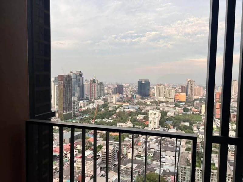 Oka Haus Sukhumvit 36, Bangkok, 3399 Rama 4 Road, Khong Tan, Khlong Toei, Bangkok, 1 Bedroom, 35 sqm, Condo For Rent, by Chayanin Khanijou, 500567554 - DDproperty.com