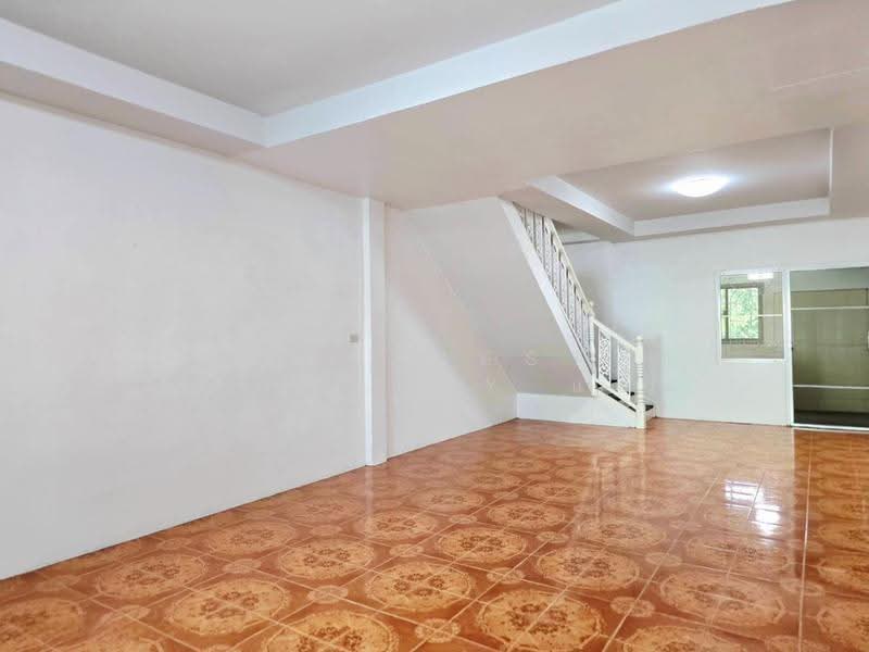 รสสุคนธ์ธานี กระทุ่มแบน, Samut Sakhon, Khaerai, Krathum Baen, Samut Sakhon, 2 Bedrooms, 100 sqm, Townhouse For Sale, by The Best Property แอล, 500567577 - DDproperty.com