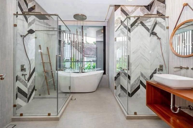 5-BR Villa, Bangkok, Khlong Tan Nua, Watthana, Bangkok, 5 Bedrooms, 900 sqm, Villa For Sale, by Sataporn Jalao, 500567606 - DDproperty.com
