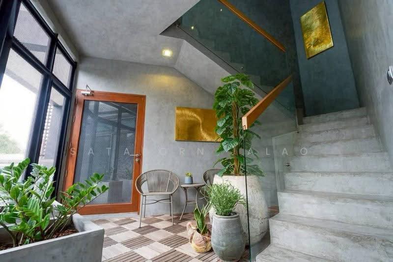 5-BR Villa, Bangkok, Khlong Tan Nua, Watthana, Bangkok, 5 Bedrooms, 900 sqm, Villa For Sale, by Sataporn Jalao, 500567606 - DDproperty.com