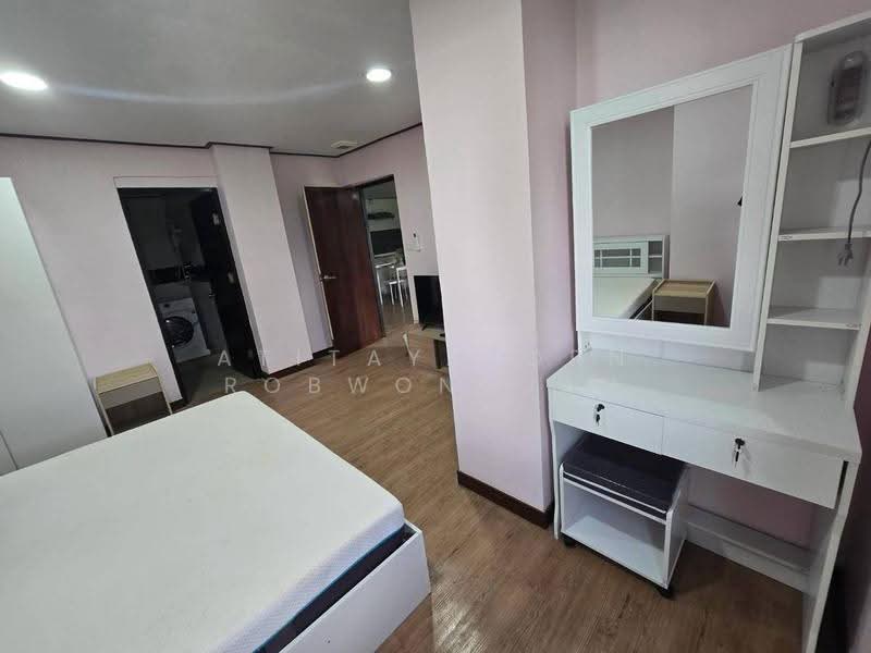 Charoennakorn River Place, Bangkok, Charoennakorn Road, Samlae, Thon Buri, Bangkok, 3 Bedrooms, 110 sqm, Condo For Rent, by Atitayaporn Robwongjan, 500567624 - DDproperty.com