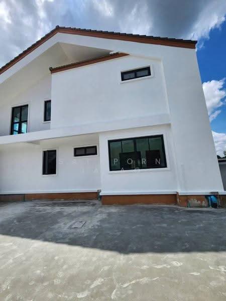 3-BR House, Bangkok, Praborommaharatchawang, Phra Nakhon, Bangkok, 3 Bedrooms, 200 sqm, Single Detached House For Sale, by Sataporn Jalao, 500567631 - DDproperty.com