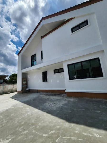 3-BR House, Bangkok, Praborommaharatchawang, Phra Nakhon, Bangkok, 3 Bedrooms, 200 sqm, Single Detached House For Sale, by Sataporn Jalao, 500567631 - DDproperty.com