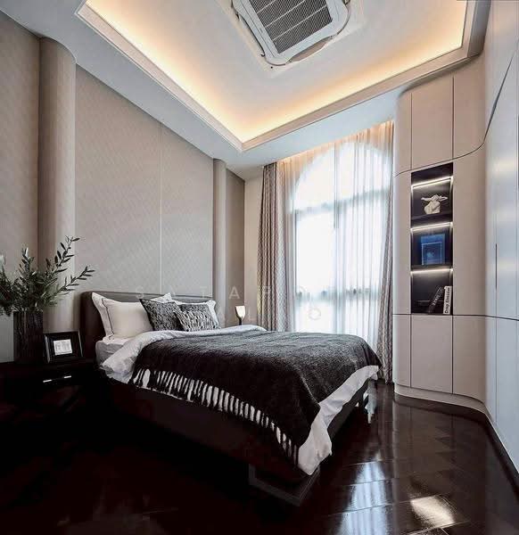 The Boulevard Ekkamai, Bangkok, 98 Soi Prasertdee, Khlong Tan Nua, Watthana, Bangkok, 4 Bedrooms, 500 sqm, Townhouse For Sale, by Sataporn Jalao, 500567636 - DDproperty.com