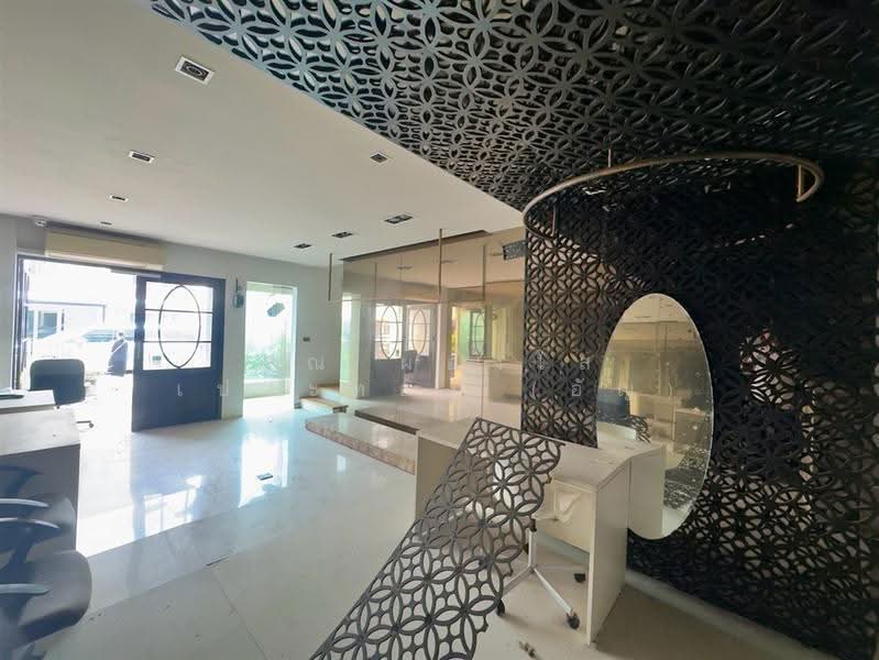 Deluxe Town Ramintra, Bangkok, Soi Ramintra 34 (Soi Yu Yen), Tha Rang, Bang Khen, Bangkok, 3 Bedrooms, 140 sqm, Townhouse For Sale, by คุณ ผ่องใส เปาะทอง (อัญ), 500567641 - DDproperty.com