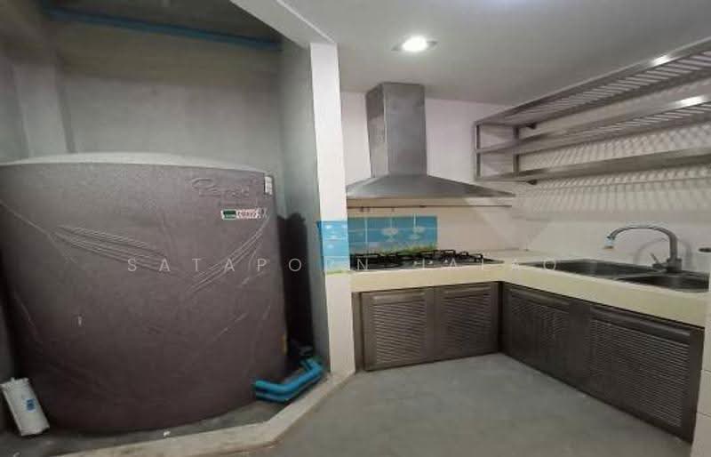 3-BR Townhouse, Bangkok, Chong Nonsi, Yan Nawa, Bangkok, 3 Bedrooms, 263 sqm, Townhouse For Sale, by Sataporn Jalao, 500567644 - DDproperty.com