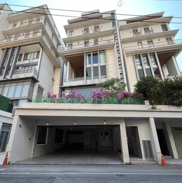 749 Residence, Bangkok, 56-1 Soi Sukhumvit 49/1, Khlong Tan Nua, Watthana, Bangkok, 4 Bedrooms, 458 sqm, Single Detached House For Sale, by Sataporn Jalao, 500567650 - DDproperty.com