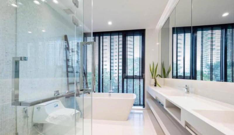 Vittorio 39, Bangkok, 8 Sukhumvit, Khlong Tan Nua, Watthana, Bangkok, 3 Bedrooms, 141 sqm, Condo For Rent, by Pasupit Ditbanjong, 500567652 - DDproperty.com