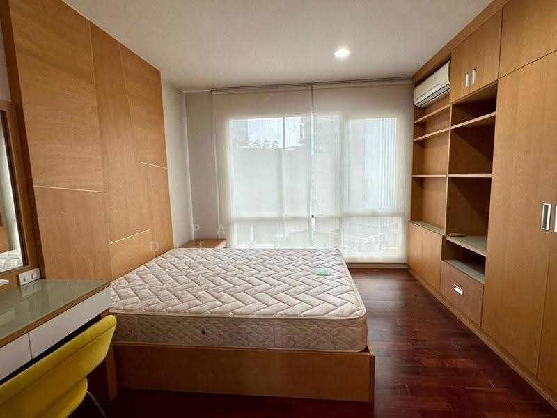 Silom Grand Terrace, Bangkok, Soi Saladaeng 2, Saladaeng Road, Silom, Bang Rak, Bangkok, 2 Bedrooms, 84 sqm, Condo For Rent, by Pasupit Ditbanjong, 500567661 - DDproperty.com