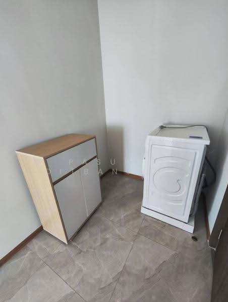 Cloud Thonglor-Phetchaburi, Bangkok, 1986 New Petchaburi Road, Bang Kapi, Huai Khwang, Bangkok, 1 Bedroom, 38 sqm, Condo For Rent, by Pasupit Ditbanjong, 500567664 - DDproperty.com