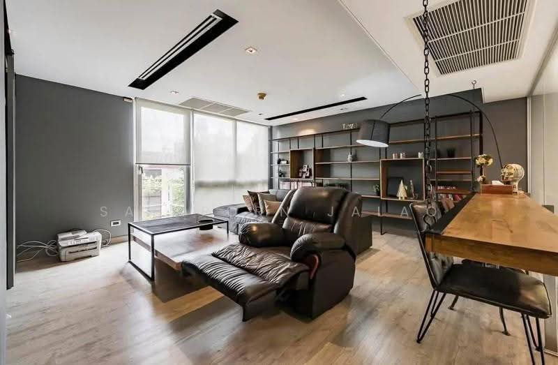 The Lofts Sathorn, Bangkok, 76 Soi Meksawat, Chong Nonsi, Yan Nawa, Bangkok, 3 Bedrooms, 350 sqm, Single Detached House For Sale, by Sataporn Jalao, 500567665 - DDproperty.com