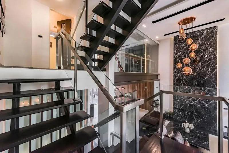 The Lofts Sathorn, Bangkok, 76 Soi Meksawat, Chong Nonsi, Yan Nawa, Bangkok, 3 Bedrooms, 350 sqm, Single Detached House For Sale, by Sataporn Jalao, 500567665 - DDproperty.com