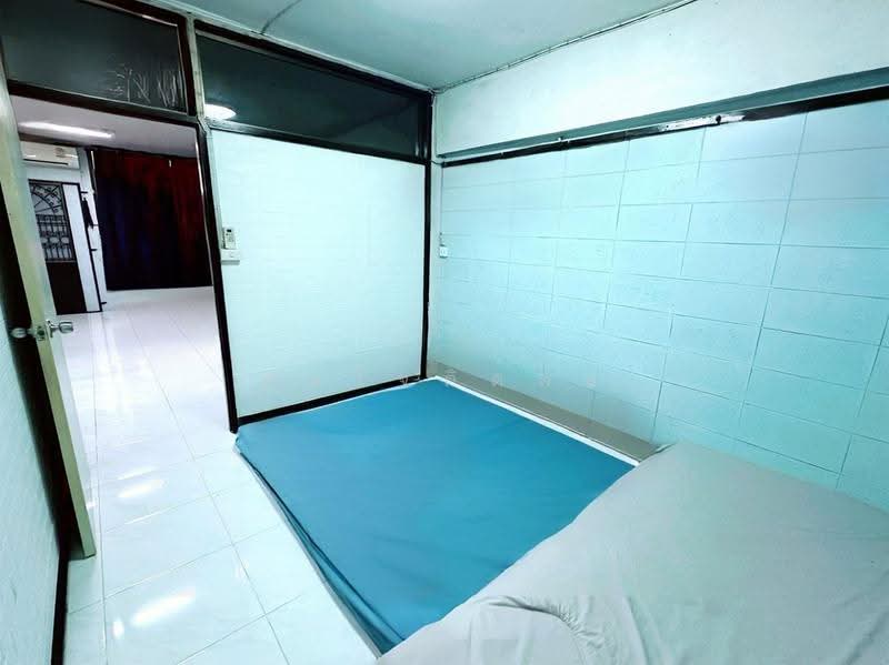 Huai Khwang Housing Flats, Soi Pracha Songkhro 30, Bangkok, Soi Pracha Songkhro 30, Pracha Songkhro Road, Dindaeng Subdistrict, Dindaeng District, Bangkok, Din Daeng, Bangkok, 1 Bedroom, 54 sqm, Apartment For Sale, by สนใจติดต่อ, 500567707 - DDproperty.com