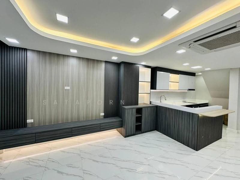 บ้าน 3-ห้องนอน, กรุงเทพ, ห้วยขวาง, กรุงเทพ, 290 ตร.ม., บ้านเดี่ยว ขาย, โดย Sataporn Jalao, 500567736 - DDproperty.com