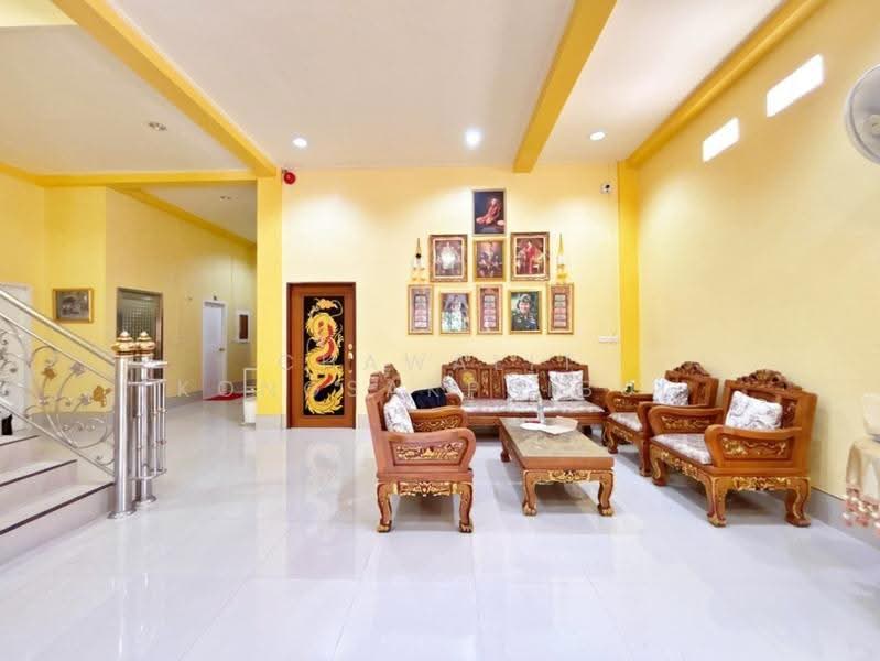 For Sale: Large main house plus 4 smaller houses on a plot exceeding 1 Rai, Nakhon Nayok, เขาลำดวน-วังรี, Khao Phra, Muang Nakhon Nayok, Nakhon Nayok, 5 Bedrooms, 726 sqm, Single Detached House For Sale, by CHAWALIT KONGSAKPAIBUL, 500567768 - DDproperty.com