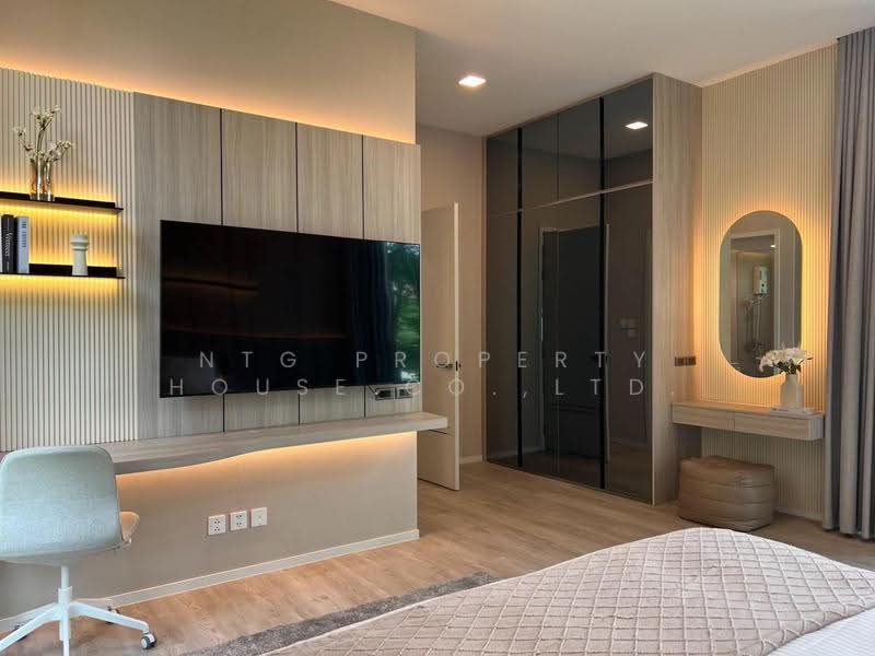 VIVE Krungthep Kreetha, Bangkok, Krungthep Kreetha Road, Saphan Sung, Bangkok, 4 Bedrooms, 421 sqm, Single Detached House For Rent, by NTG Property House Co.,Ltd., 500567770 - DDproperty.com