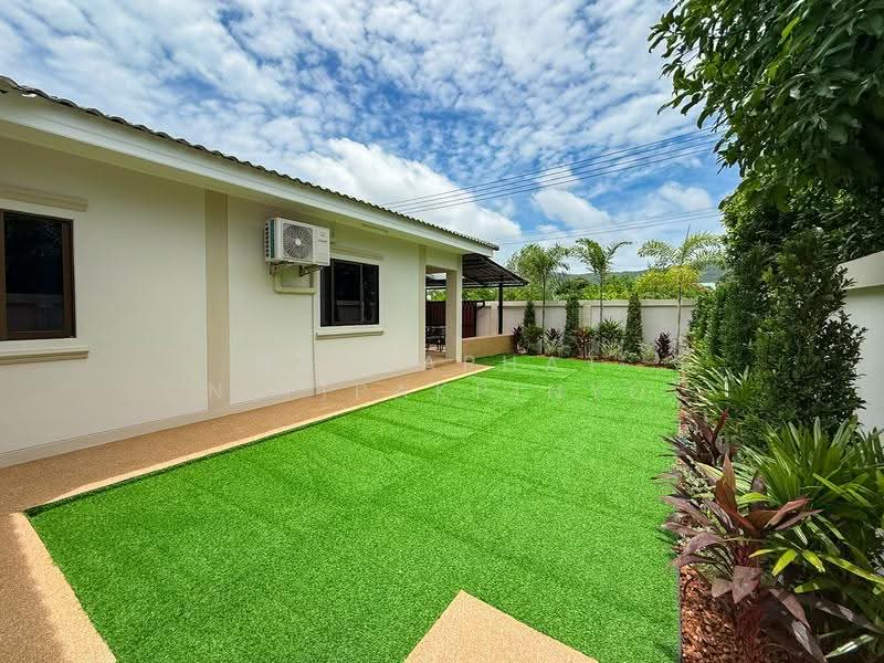 บางเสร่, Chon Buri (Pattaya), Bang Sa-re, Sattahip, Chon Buri (Pattaya), 3 Bedrooms, 170 sqm, Single Detached House For Rent, by Naphaphat Nitipakpinyo, 500567771 - DDproperty.com