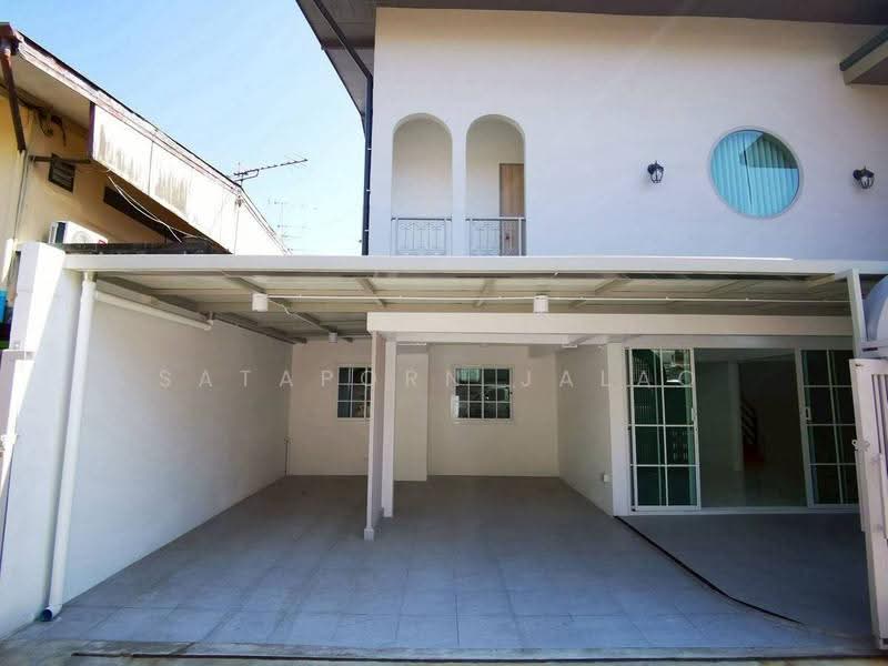 3-BR House, Bangkok, Samsen Nok, Huai Khwang, Bangkok, 3 Bedrooms, 170 sqm, Single Detached House For Rent, by Sataporn Jalao, 500567776 - DDproperty.com