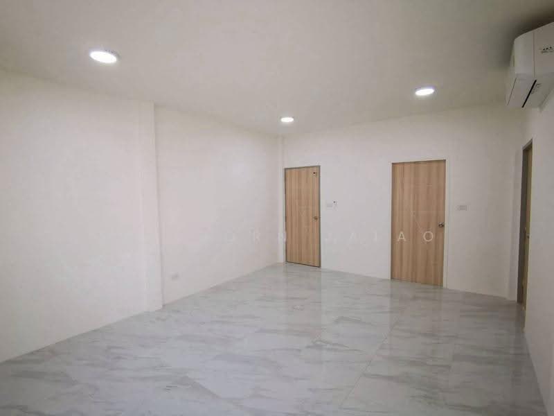 3-BR House, Bangkok, Samsen Nok, Huai Khwang, Bangkok, 3 Bedrooms, 170 sqm, Single Detached House For Rent, by Sataporn Jalao, 500567776 - DDproperty.com