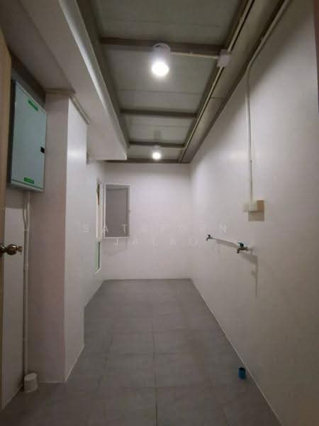 3-BR House, Bangkok, Samsen Nok, Huai Khwang, Bangkok, 3 Bedrooms, 170 sqm, Single Detached House For Rent, by Sataporn Jalao, 500567776 - DDproperty.com