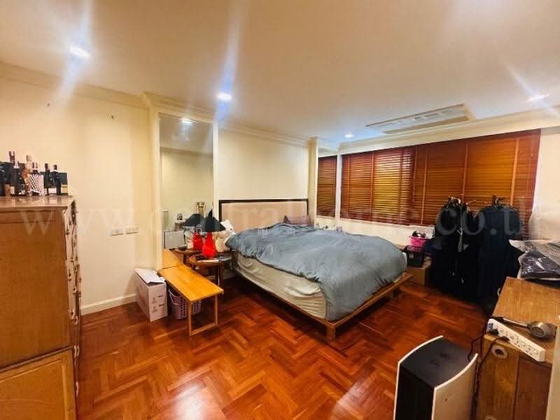 Supreme Ville Condominium, Bangkok, Yenakat, Thung Maha Mek, Sathon, Bangkok, 2 Bedrooms, 169 sqm, Condo For Sale, by คุณ สุภิญญา ( หญิง ), 500567799 - DDproperty.com