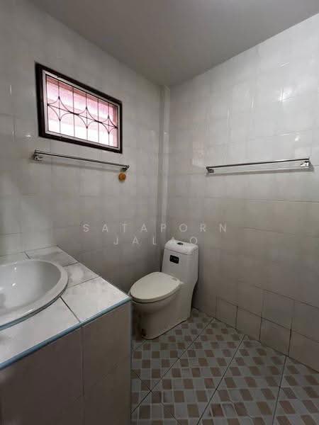 4-BR House, Bangkok, Wat Prayakrai, Bang Kho Laem, Bangkok, 4 Bedrooms, 160 sqm, Single Detached House For Sale, by Sataporn Jalao, 500567820 - DDproperty.com