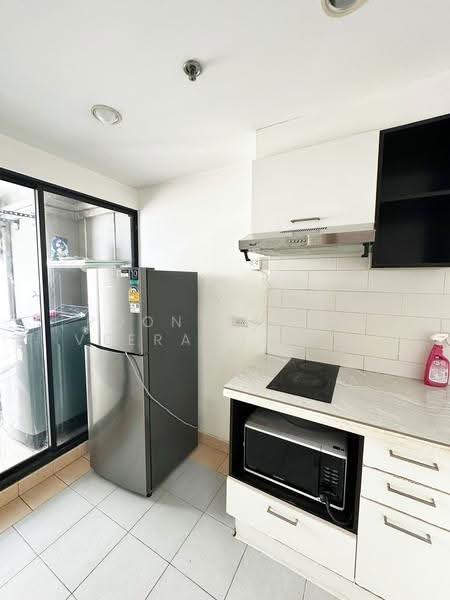 Lumpini Place Narathiwas-Chaopraya, Bangkok, 1298 Rama 3 Road, Chong Nonsi, Yan Nawa, Bangkok, 1 Bedroom, 40 sqm, Condo For Rent, by Poonyaporn Veerabulyarit, 500567827 - DDproperty.com