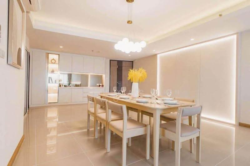 Supalai River Resort, Bangkok, 99 Charoennakhon Road, Samlae, Thon Buri, Bangkok, 3 Bedrooms, 192 sqm, Condo For Sale, by Atitayaporn Robwongjan, 500567840 - DDproperty.com
