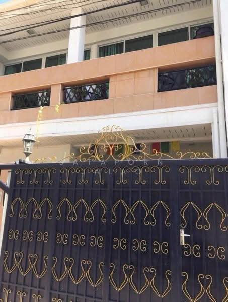 ทาวน์เฮ้าส์ 3-ห้องนอน, กรุงเทพ, คลองตัน, คลองเตย, กรุงเทพ, 200 ตร.ม., ทาวน์เฮ้าส์ ให้เช่า, โดย Sataporn Jalao, 500567841 - DDproperty.com