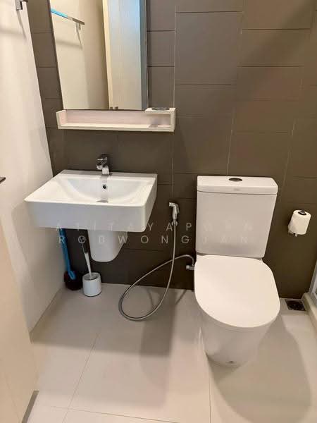 The Key Wutthakat, Bangkok, Ratchaphruek Road, Pak Khlong Phasi Charoen, Phasi Charoen, Bangkok, 2 Bedrooms, 70 sqm, Condo For Rent, by Atitayaporn Robwongjan, 500567844 - DDproperty.com