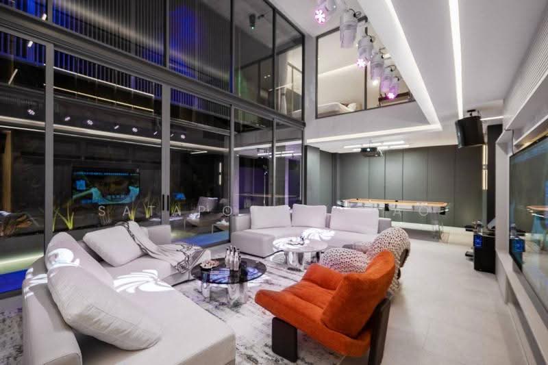 7-BR Villa, Bangkok, Khlong Tan Nua, Watthana, Bangkok, 7 Bedrooms, 700 sqm, Villa For Rent, by Sataporn Jalao, 500567854 - DDproperty.com