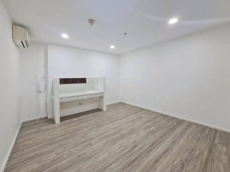 Thew River Place, Bangkok, Jaransanitwong, Bang Yi Khan, Bang Phlat, Bangkok, 3 Bedrooms, 114 sqm, Condo For Sale, by Najawa Salae, 500567870 - DDproperty.com