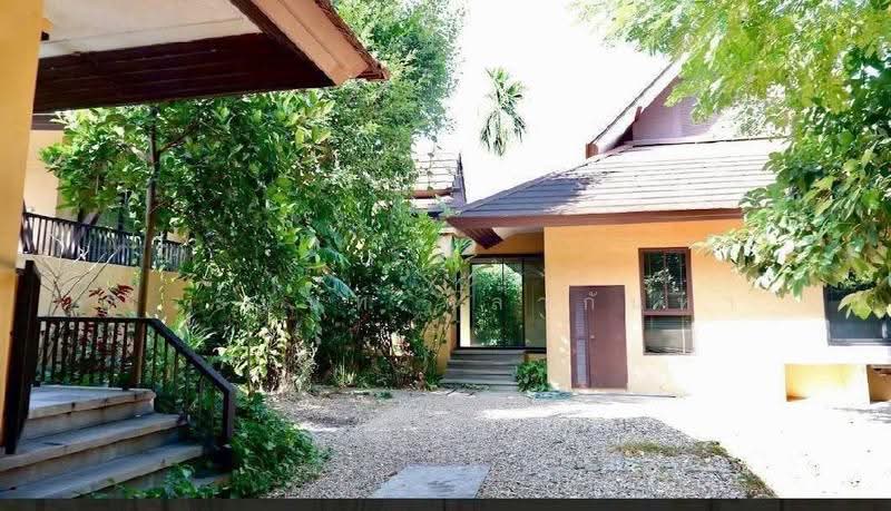บ้านมยุรีวิลล์ Baan Mayuree Ville, Chiang Mai, San Phak Wan, Hang Dong, Chiang Mai, 7 Bedrooms, 600 sqm, Single Detached House For Sale, by จีระนันท์ หล้ากันหา, 500567891 - DDproperty.com