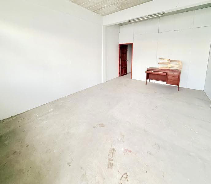3-story shophouse in Don Mueang, located on Chang Akat Uthit Road, Bangkok, ช่างอากาศอุทิศ, Don Mueang, Bangkok, , 62 sqm, Shophouse For Sale, by Wasan Wasati, 500567892 - DDproperty.com