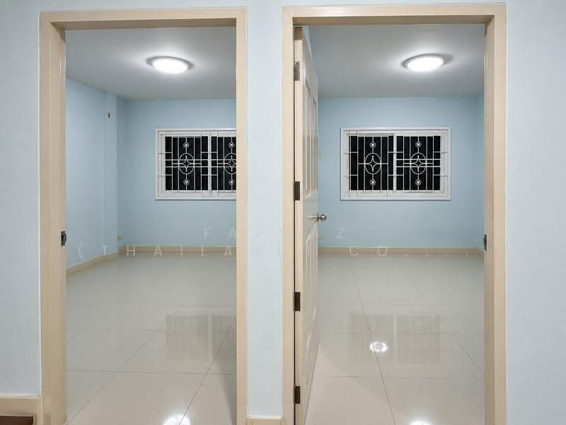 3BR Sai Mai Townhouse for Sale | 120 SqM Near BTS Khu Khot | ROI 4.67%, Bangkok, Sai Mai, Bangkok, 3 Bedrooms, 120 sqm, Townhouse For Sale, by Fazwaz (Thailand) Co., Ltd., 500567902 - DDproperty.com