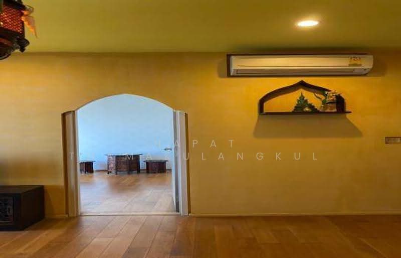 HIVE Taksin, Bangkok, 18 1 Soi, Khlong Ton Sai, Khlong San, Bangkok, 1 Bedroom, 49 sqm, Condo For Sale, by Napat Thamakulangkul, 500567943 - DDproperty.com