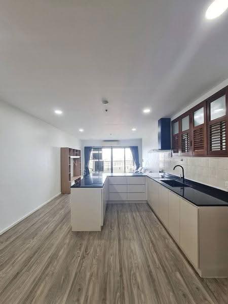 Thew River Place, Bangkok, Jaransanitwong, Bang Yi Khan, Bang Phlat, Bangkok, 3 Bedrooms, 114 sqm, Condo For Sale, by Najawa Salae, 500567958 - DDproperty.com