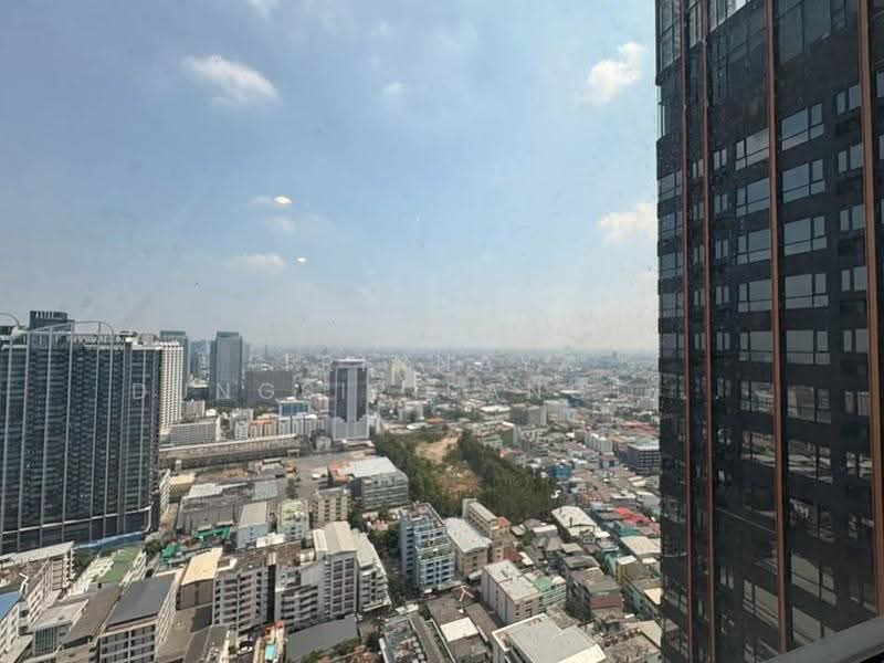 XT Huaikhwang, Bangkok, 244 Ratchadaphisek Road, Huai Khwang, Bangkok, 1 Bedroom, 35 sqm, Condo For Rent, by Trinnaya Dungsirisangthong, 500567964 - DDproperty.com