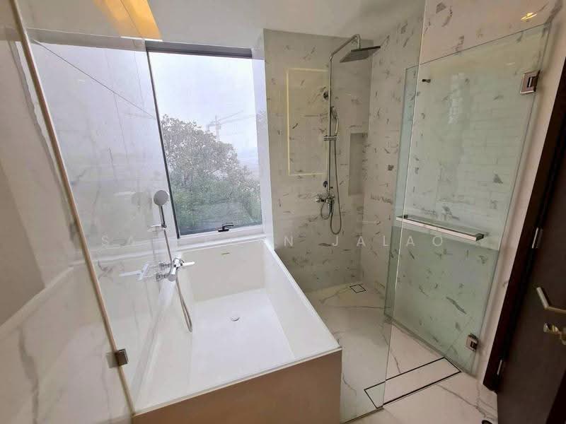 Siamese Exclusive Queens, Bangkok, 388 Phai Singto Alley, Khlong Toei, Bangkok, 2 Bedrooms, 78 sqm, Condo For Rent, by Sataporn Jalao, 500567974 - DDproperty.com