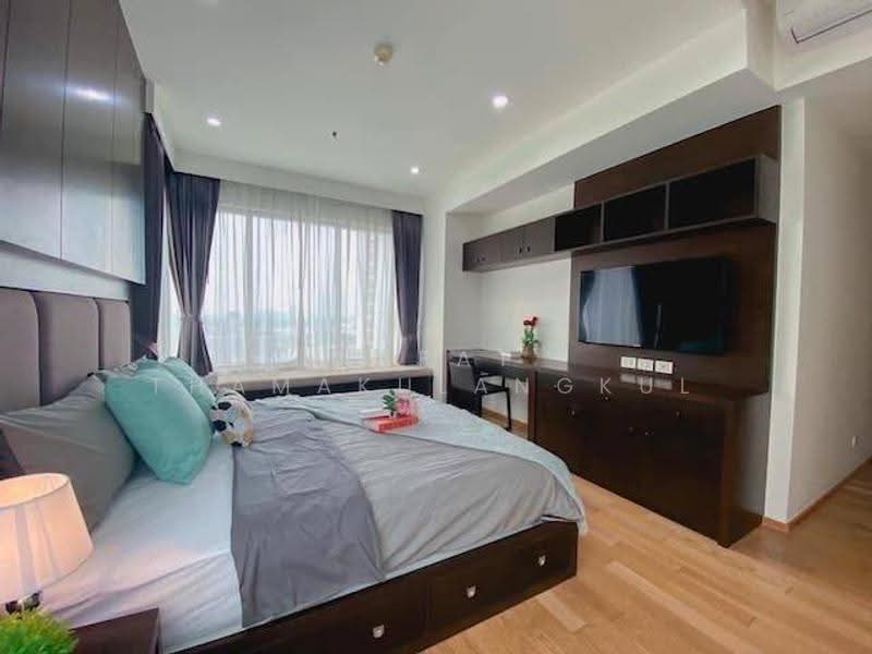 The Emporio Place, Bangkok, 93 Soi Sukhumvit 24, Sukhumvit Road, Khong Tan, Khlong Toei, Bangkok, 2 Bedrooms, 108 sqm, Condo For Sale, by Napat Thamakulangkul, 500567977 - DDproperty.com